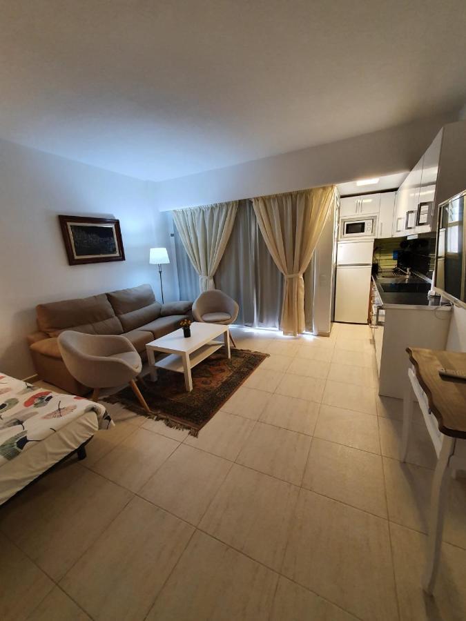Apartment Pyr Фуeнхирола Екстериор снимка