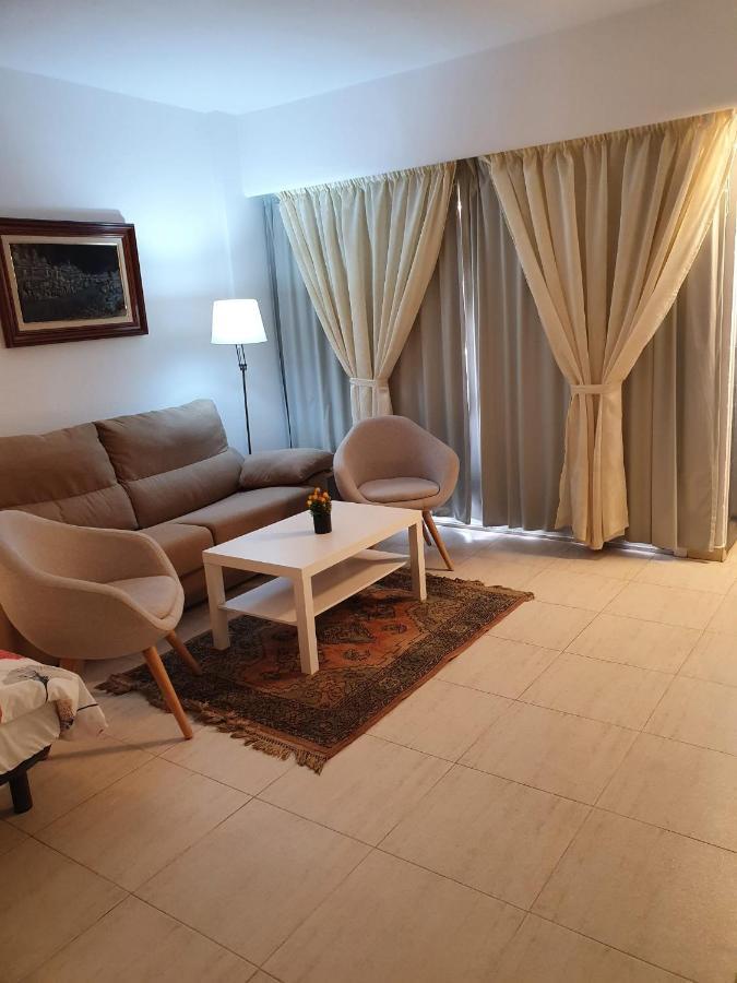 Apartment Pyr Фуeнхирола Екстериор снимка