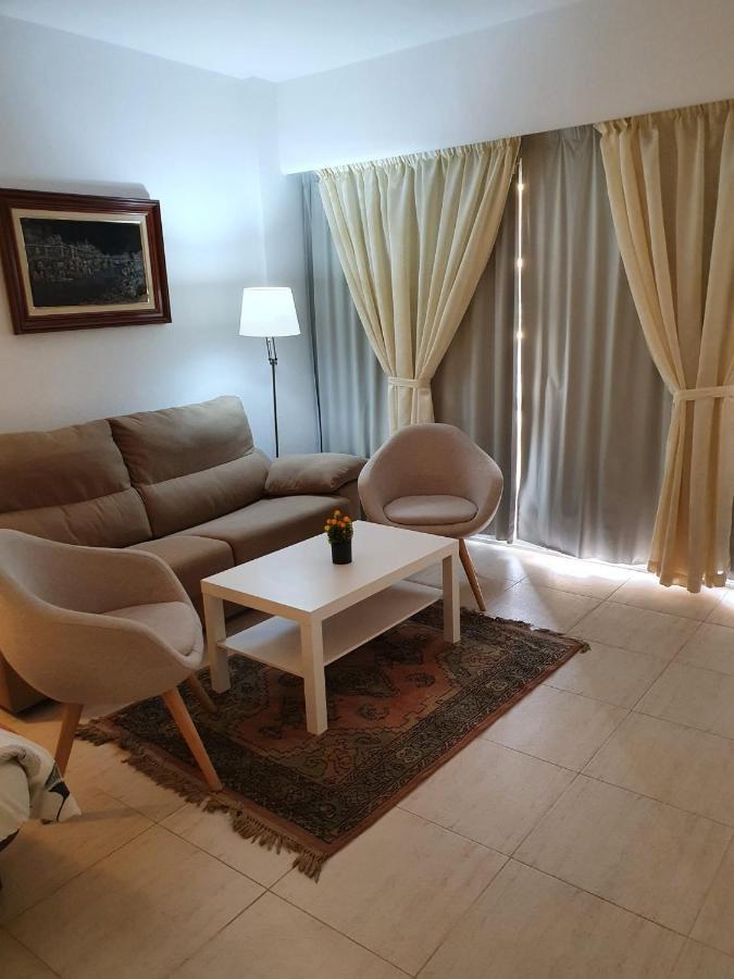 Apartment Pyr Фуeнхирола Екстериор снимка