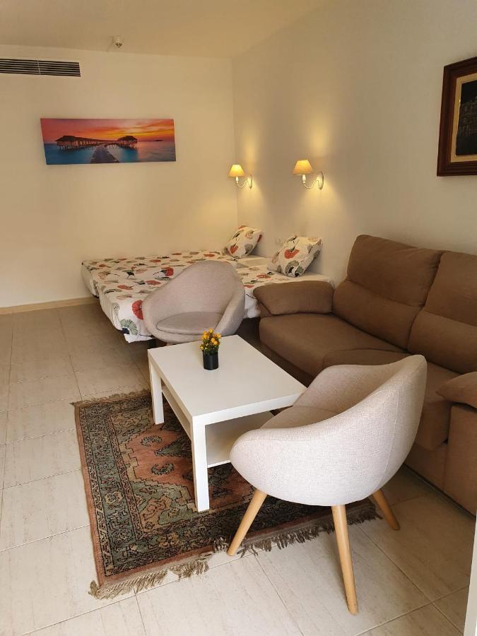 Apartment Pyr Фуeнхирола Екстериор снимка